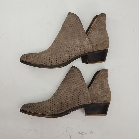 Lucky Brand Ankle Bootie Boot Tan Suede 1.5" Heel Women's 7.5 Shoe Perforated - Picture 6 of 16